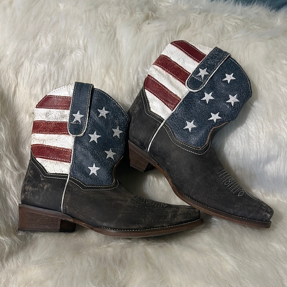 Roper Patriotic Star and Stripe Cowboy Boots